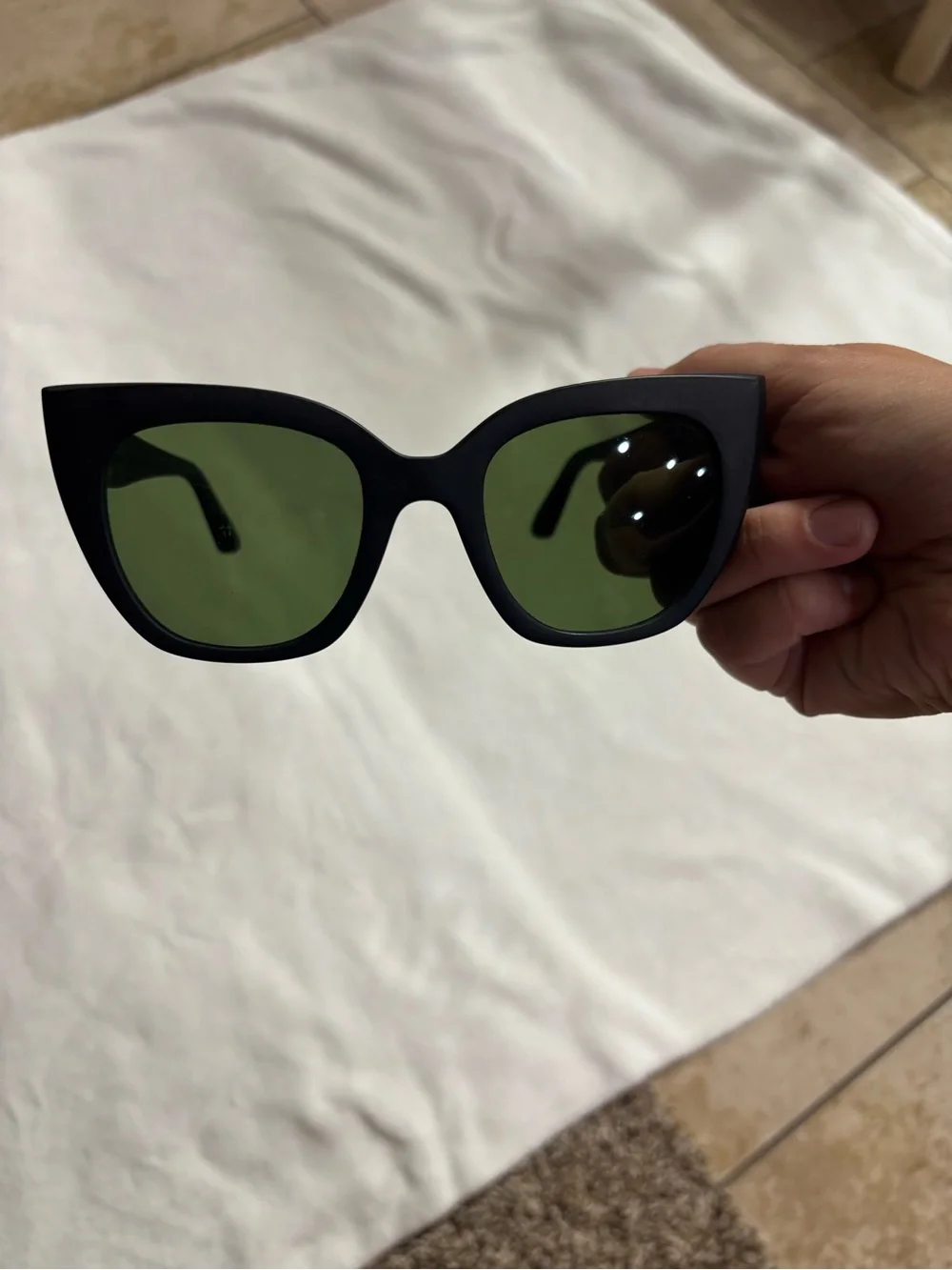Toms bold cat